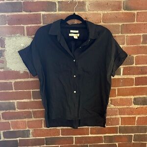 Black linen short sleeve button up